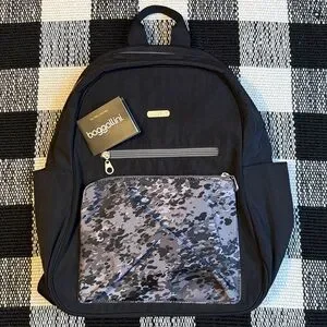Baggallini | Bags | Baggallini Cargo Backpack Fashion  display picture 3